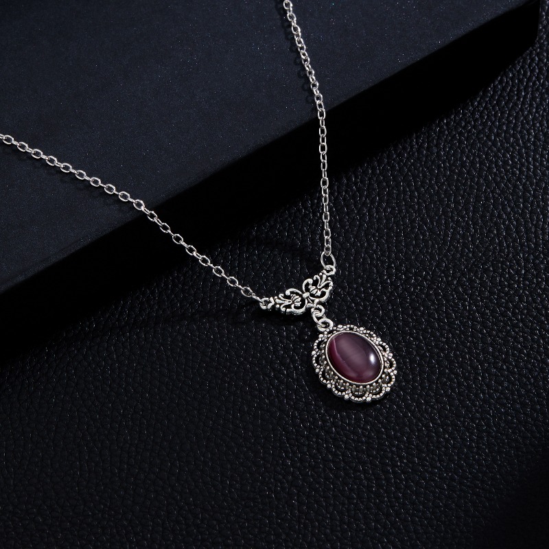 Women'S Formal Day Wear - Um Lindo Colar Oval Luxuoso com