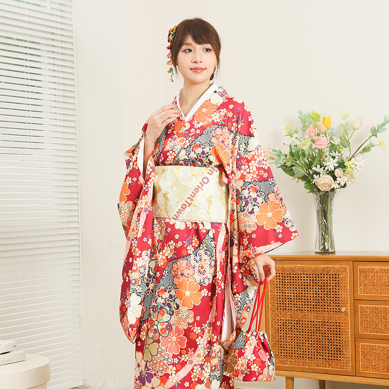 Kimono Japonês Feminino Versão - Japanese Women Formal Wear avaliação e preço