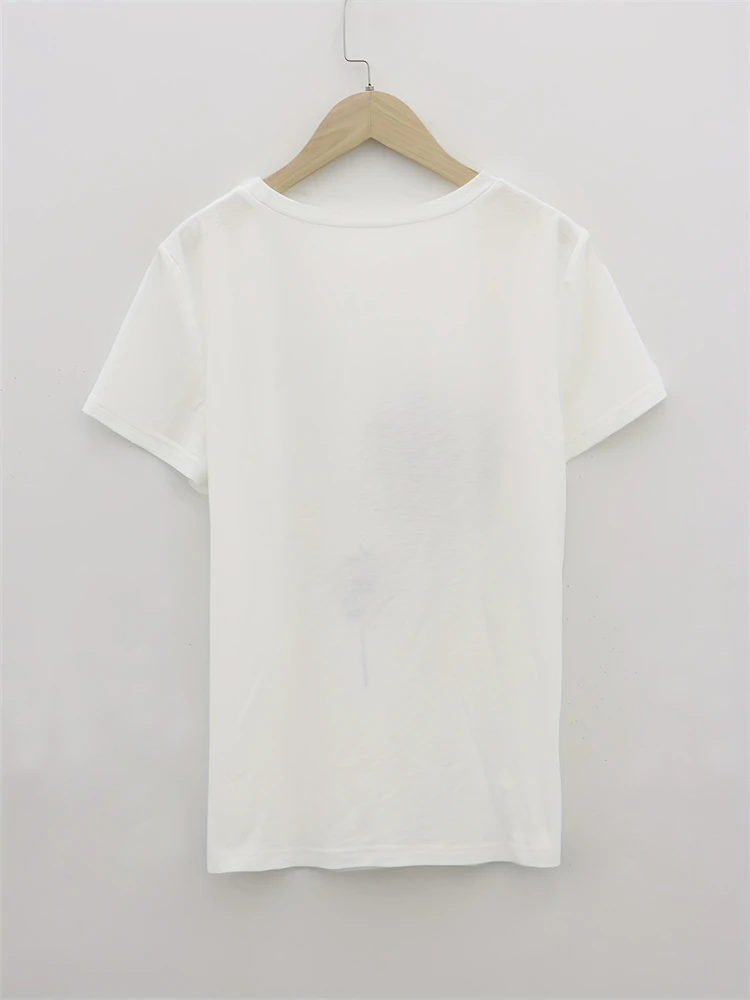 Camiseta Feminina Vibrante com - Women'S Formal Day Wear avaliação e preço