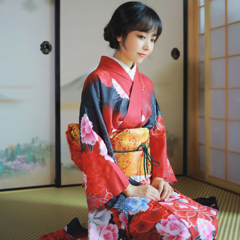 Quimono Japonês Feminino Forma - Japanese Women Formal Wear avaliação e preço
