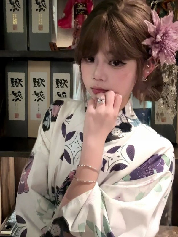 Quimono Roxo Tradicional para  - Japanese Women Formal Wear avaliação e preço